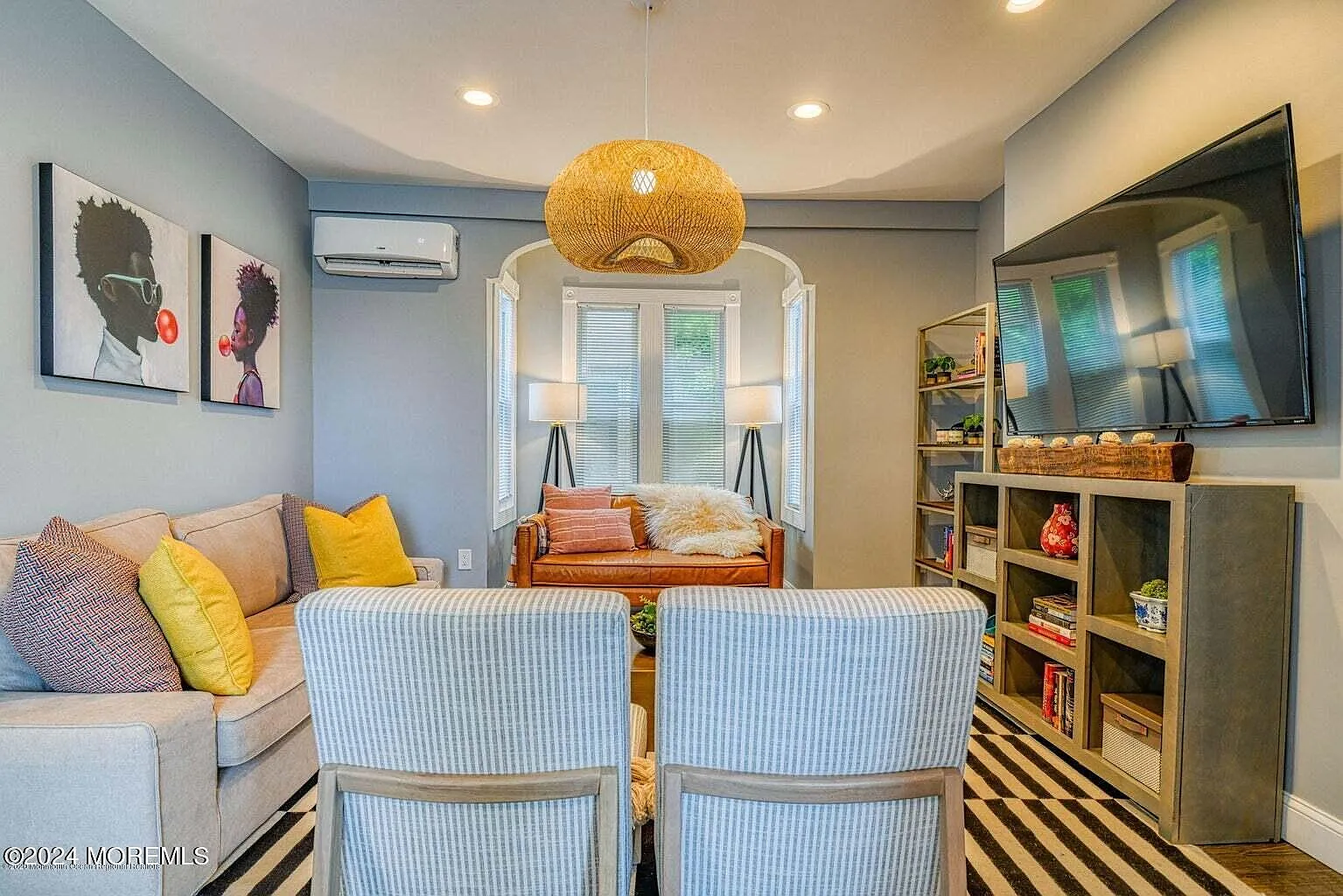 5 bed, 3.5 bath, 1946 sqft, $2,500 — Photo 4