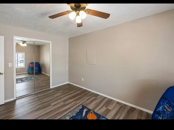 928 W Sky St SW, Albuquerque, NM 87121