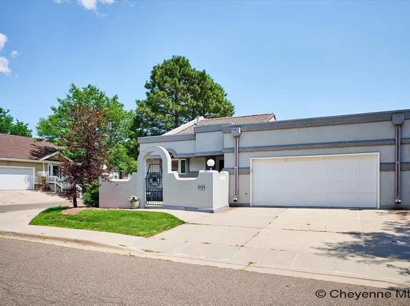 5715 Lakota Ln, Cheyenne, WY 82009