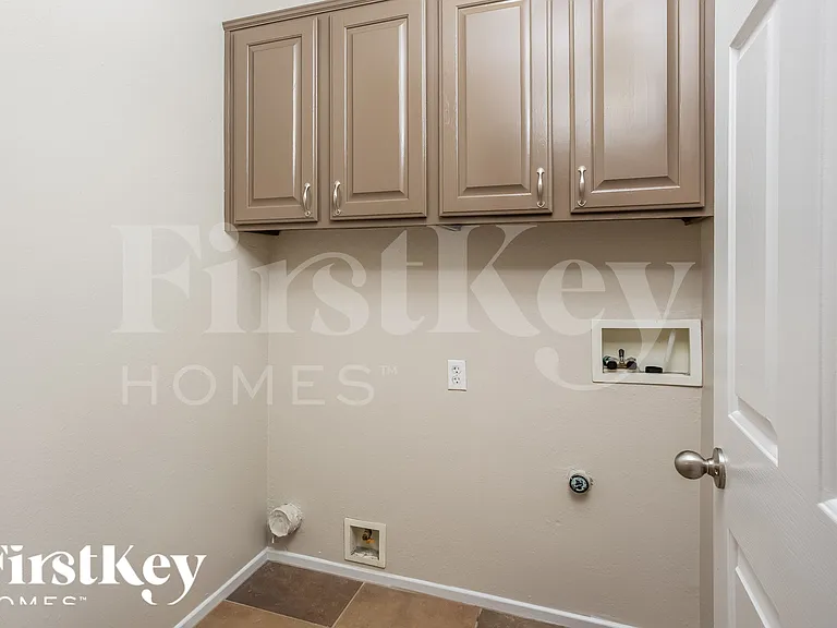 6109 Casa Antiqua St — Photo 14