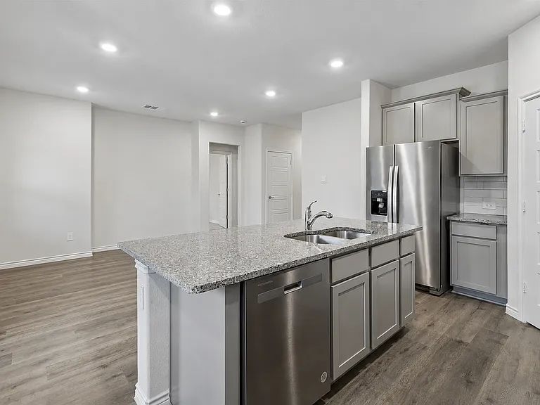 9721 Daisy Mae Ln — Photo 6