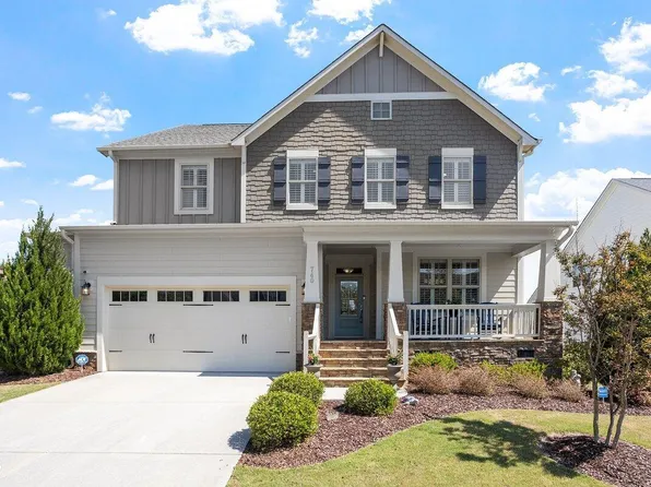 740 Sparrowhawk Ln, Wake Forest, NC 27587