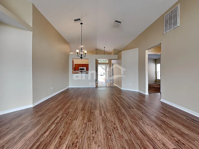 10625 Cami Ct — Photo 7