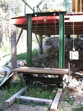 Electric Wood Elevator