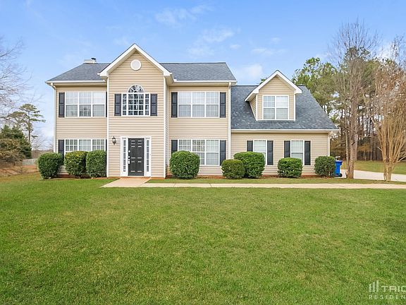 2nd image of 117 Brittany Ln