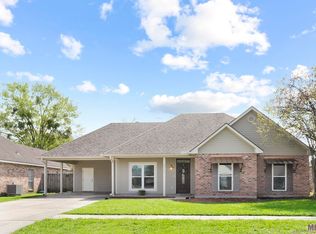 40307 La Rochelle Rd, Prairieville, LA 70769