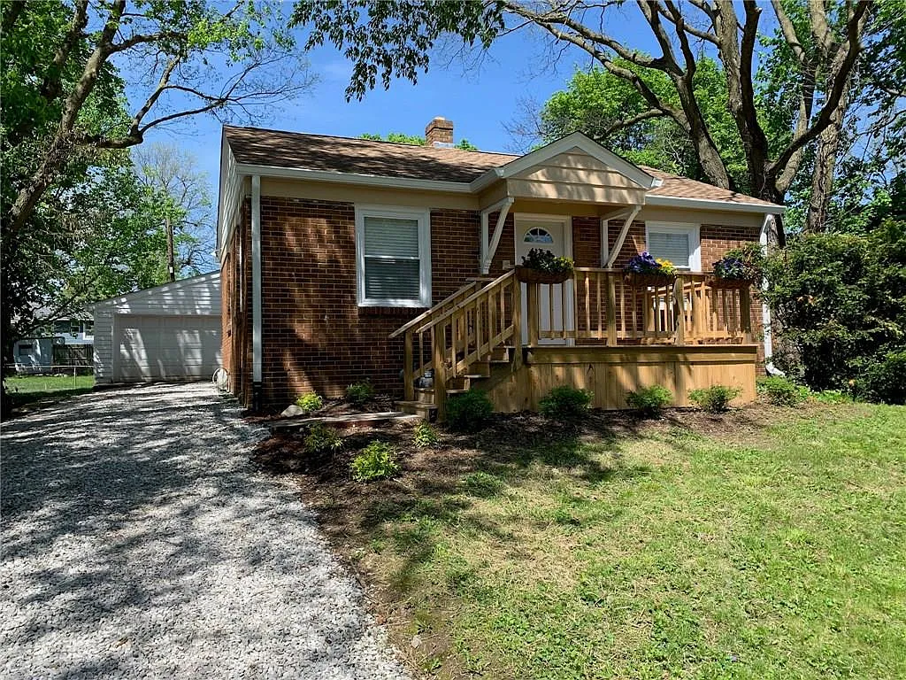 3806 Byram Ave photo 1