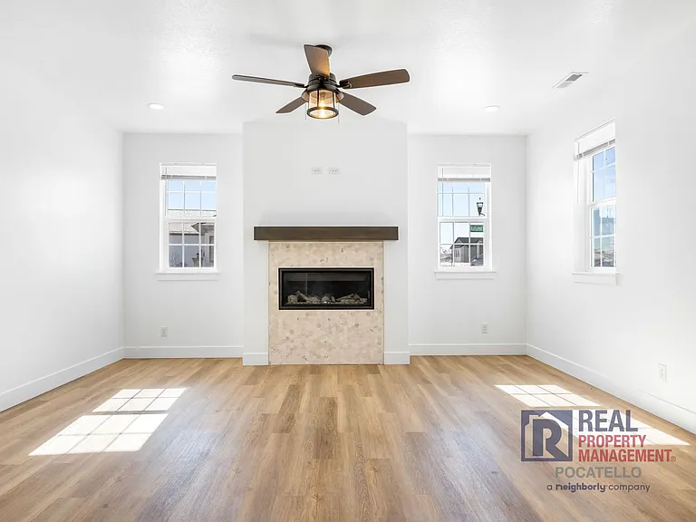 6134 Reflection Ridge Dr — Photo 9