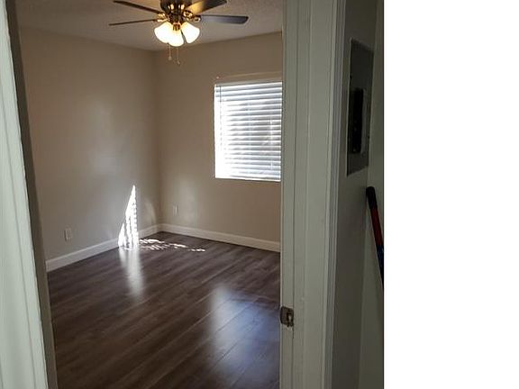 5th image of 11308 S Figueroa St APT C
