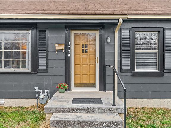 2nd image of 2736 Nelson Dr