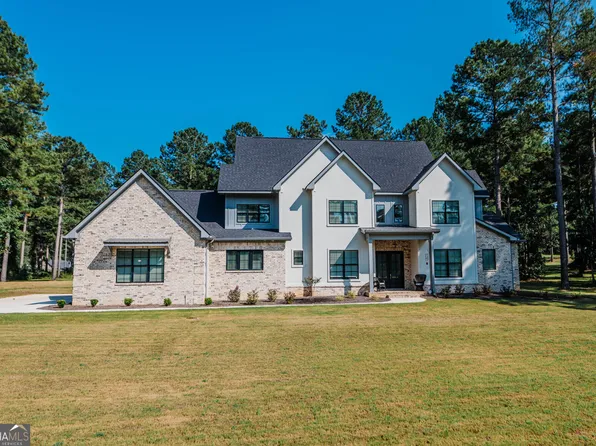 2017 Potters Rd, Perry, GA 31069