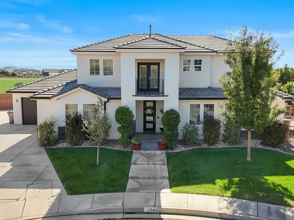 2582 S Songbird Cir, Washington, UT 84780