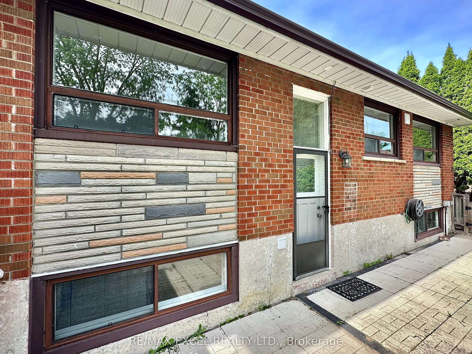 2 bed, $1,800 — Photo 3