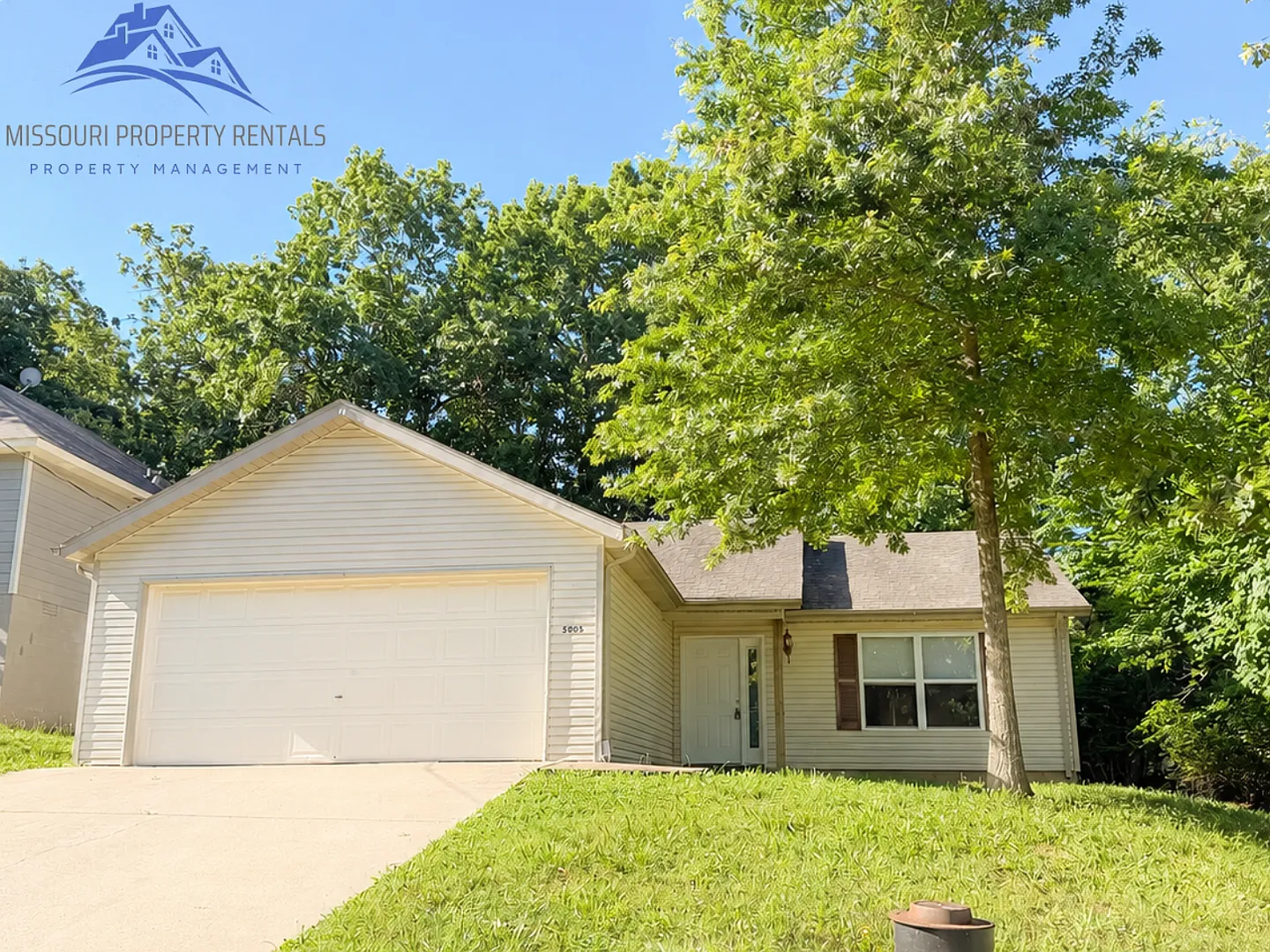 Merriam Woods- 3 Bed 2 Bath — Photo 1