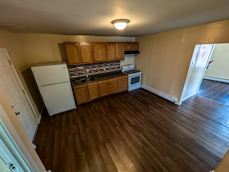 278 Sayles St #2 — Photo 16