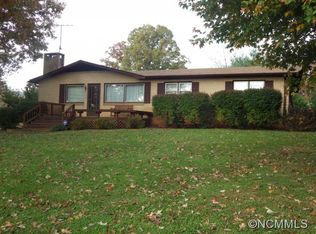 76 Ball Gap Rd, Arden, NC 28704