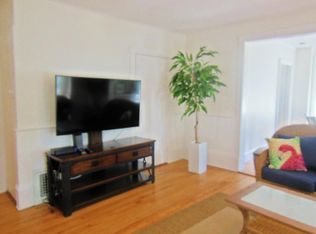 90 Lothrop St APT 1, Beverly, MA 01915