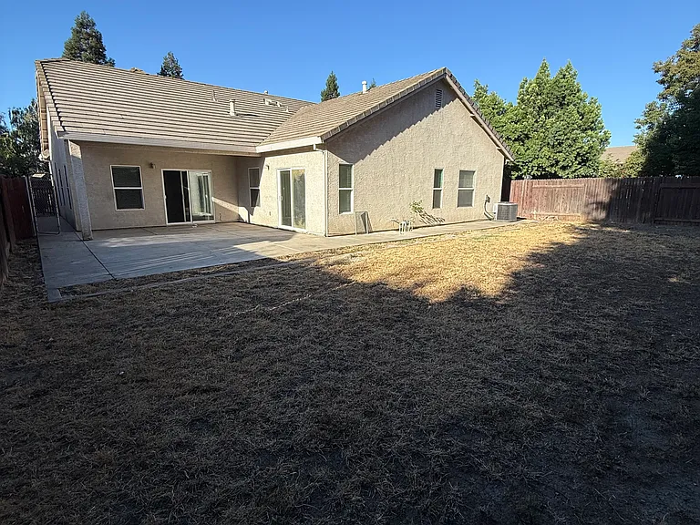 1631 Gillette Dr — Photo 18
