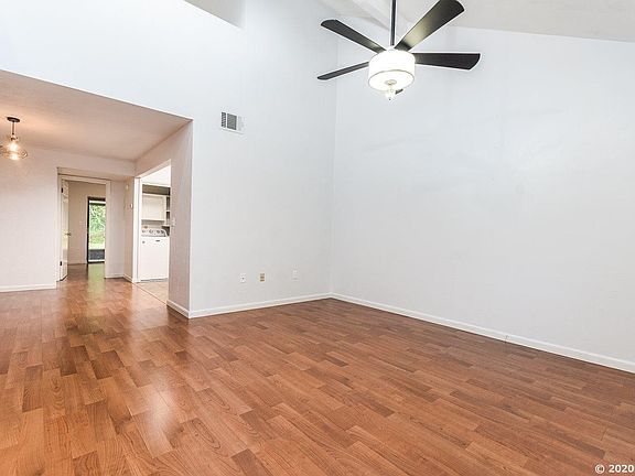 3rd image of 3506 NW 37th Ave #D-8