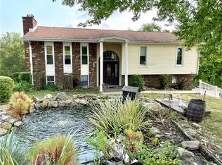 418 Forrest Hill Rd, Industry, PA 15052