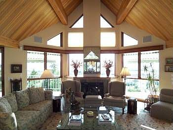 5th image of 160 Bjork Dr