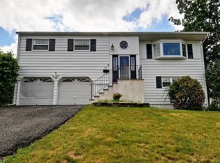 440 Herrick Dr, Dover, NJ 07801