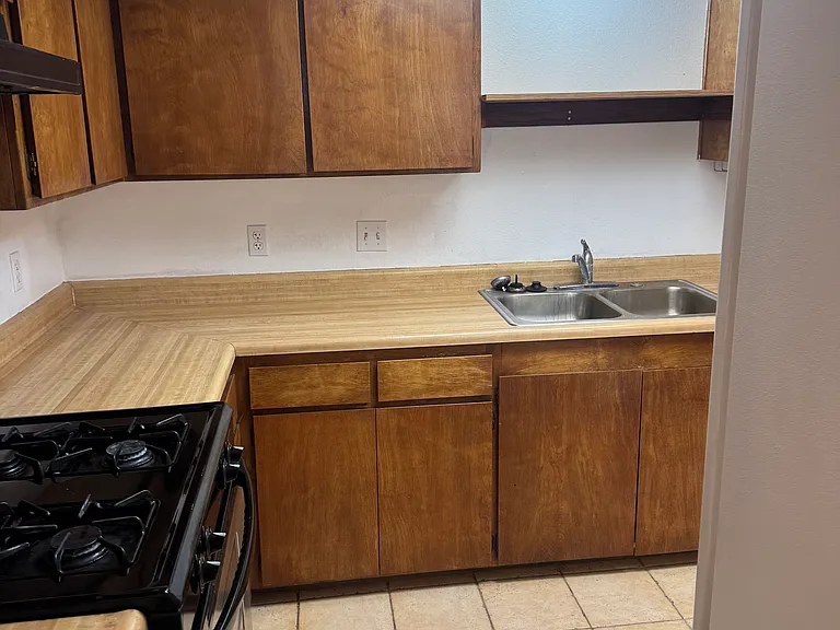 7478 Santa Ysabel Ave #E — Photo 4