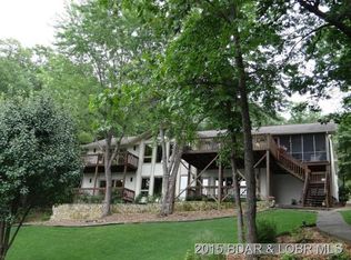 111 Dixon Dr, Lake Ozark, MO 65049