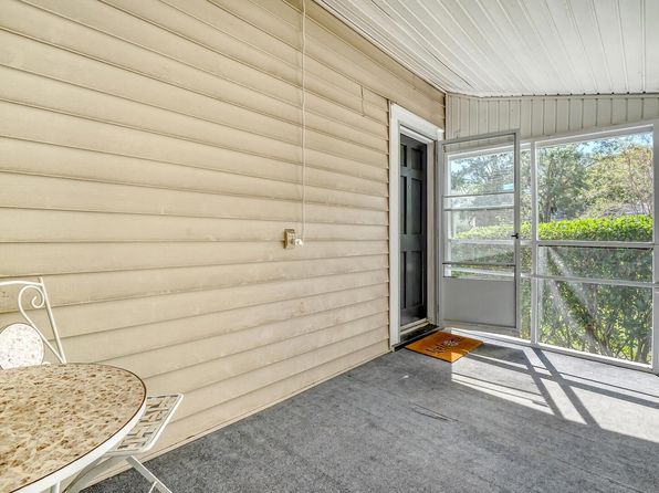 525 Parkdale Dr, Charleston, SC 29414