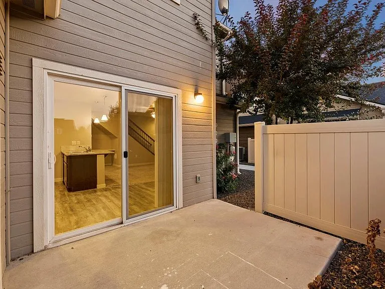 Cimarron Townhomes — Photo 24