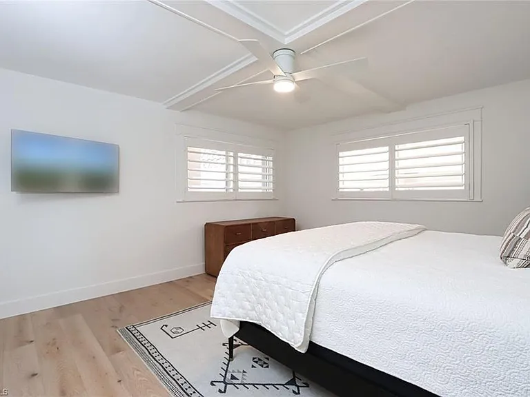 222 Harbour Dr #105 — Photo 9
