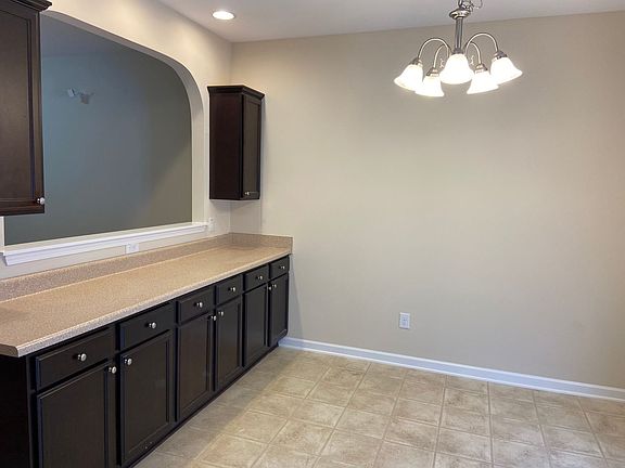 4th image of 1050 Kelso Ln