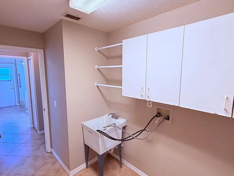 12424 Wilcox Ct — Photo 33