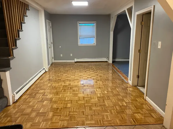 184 Ludlam St, Lowell, MA 01850