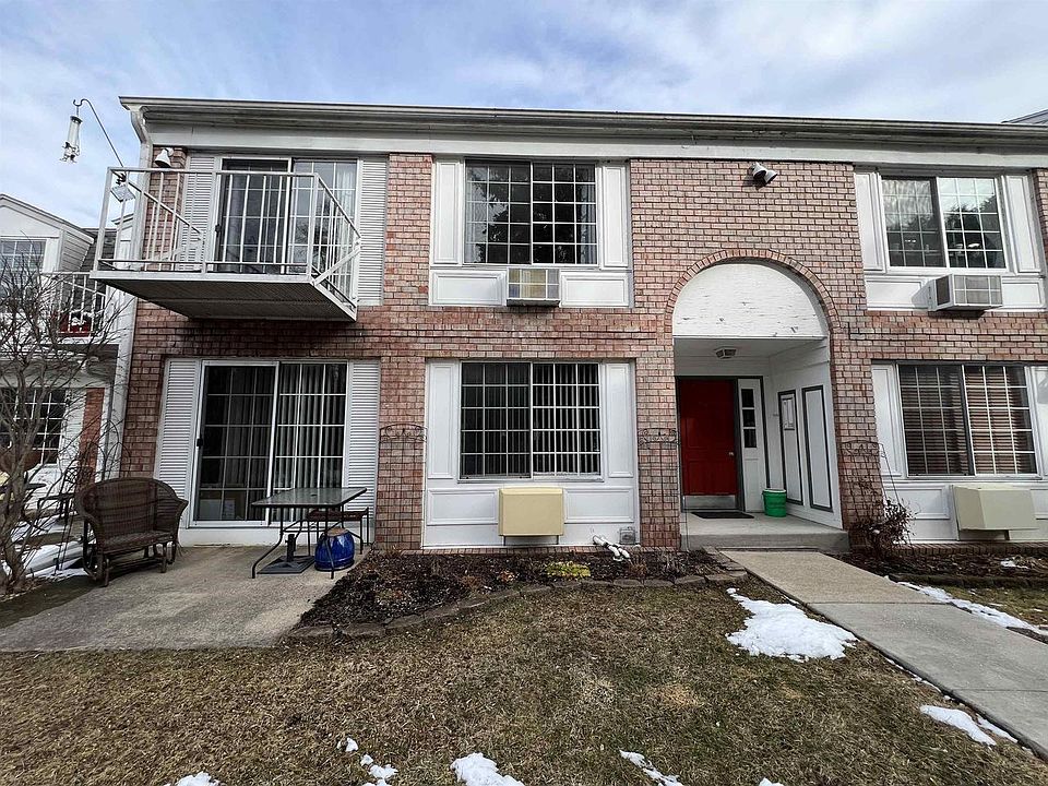 1st image of 2142 Allen Boulevard #4