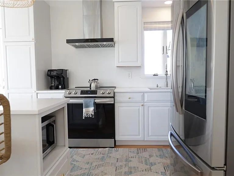 299 Prospect Ave — Photo 10