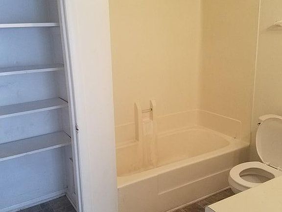 5th image of 12000 Sugar Mill Cir SE APT C