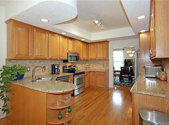 5th image of 109 Kingfisher Dr