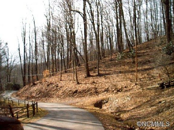 3rd image of 677-679 El Miner Dr Unit 677-9