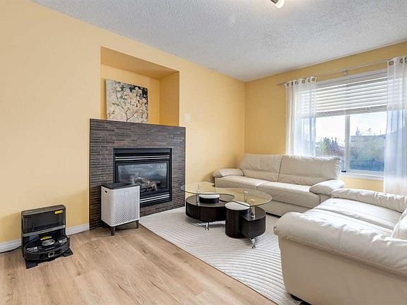 4th image of 324 W Evermeadow Rd SW
