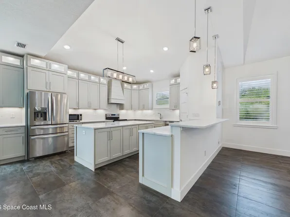 2094 Hyde Pkwy, Melbourne, FL 32901