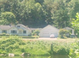 12022 E Mapleton Rd, Mapleton, OR 97453