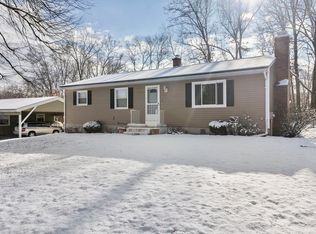 35 Helberg Rd, Springfield, MA 01128