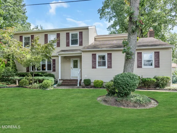 27 Paul Avenue, Eatontown, NJ 07724