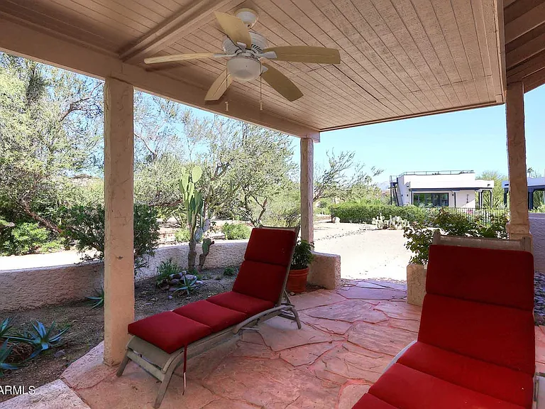 18510 E Leather Ln — Photo 34