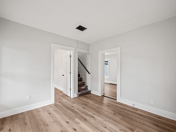 3rd image of 745 E 6th St