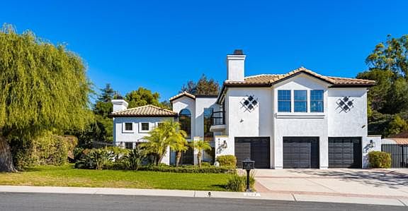 2nd image of 6167 Armitos Dr
