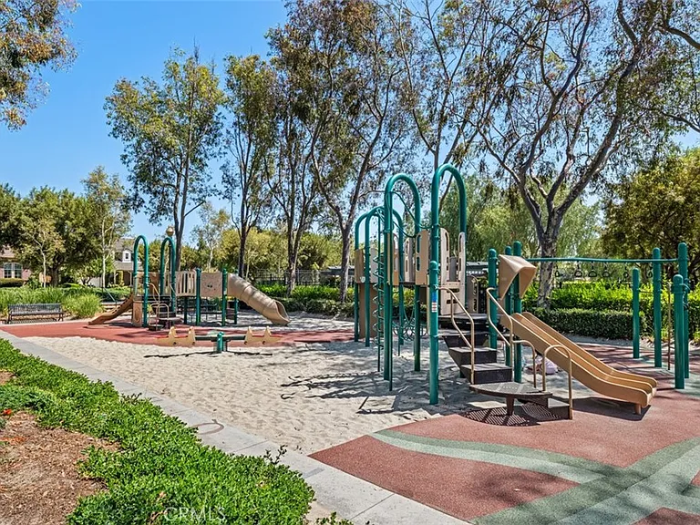 6 El Cajon — Photo 32