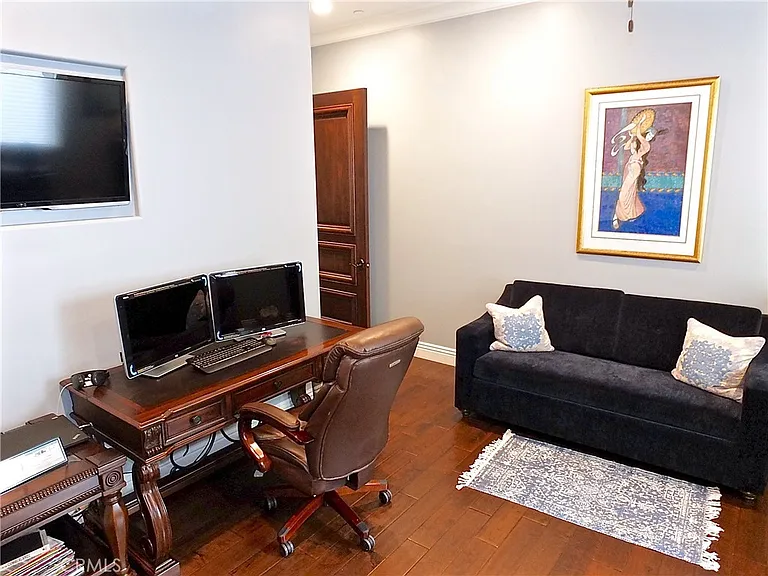 2104 Ruhland Ave — Photo 53