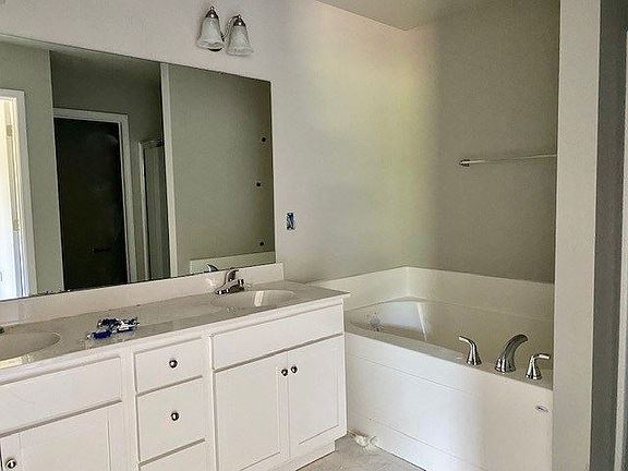 3rd image of 128 Highland Park Dr